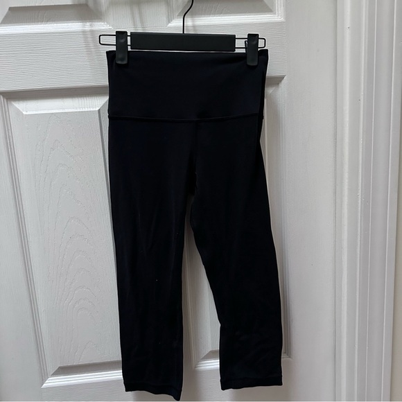 Lululemon align leggings cropped 19" black 4 high rise - Picture 2 of 7
